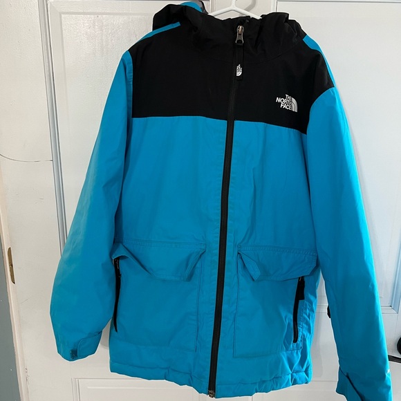 The North Face Kids Blue Jacket - Picture 8 of 14